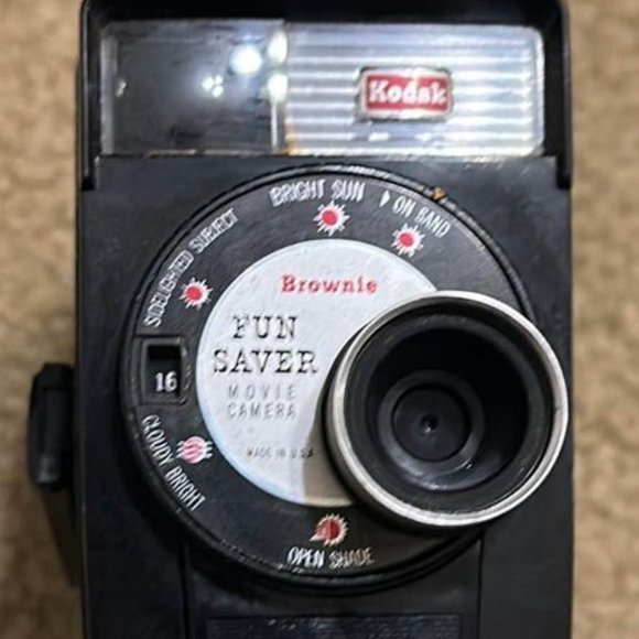 Kodak Eastman: Brownie Fun Saver